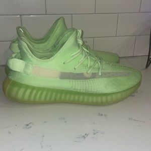 Yeezy 350 Glow
